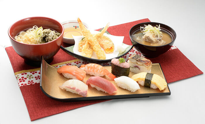 すし定食 人気8貫 990円(税込)
