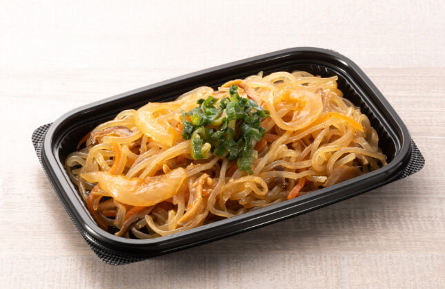 野菜たっぷりカレー味のチャプチェの写真